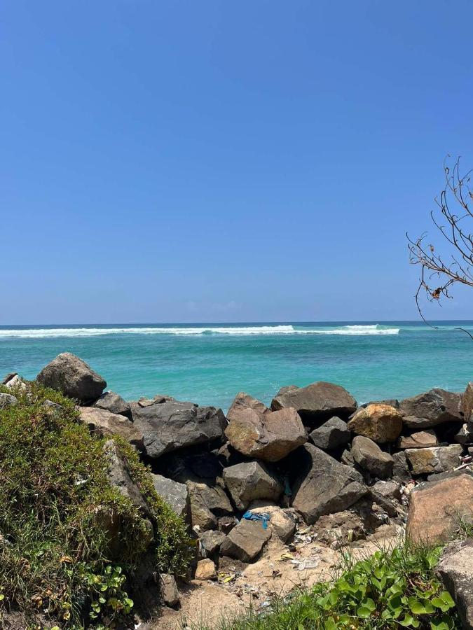 Blue Ocean Villa Hikkaduwa Bagian luar foto