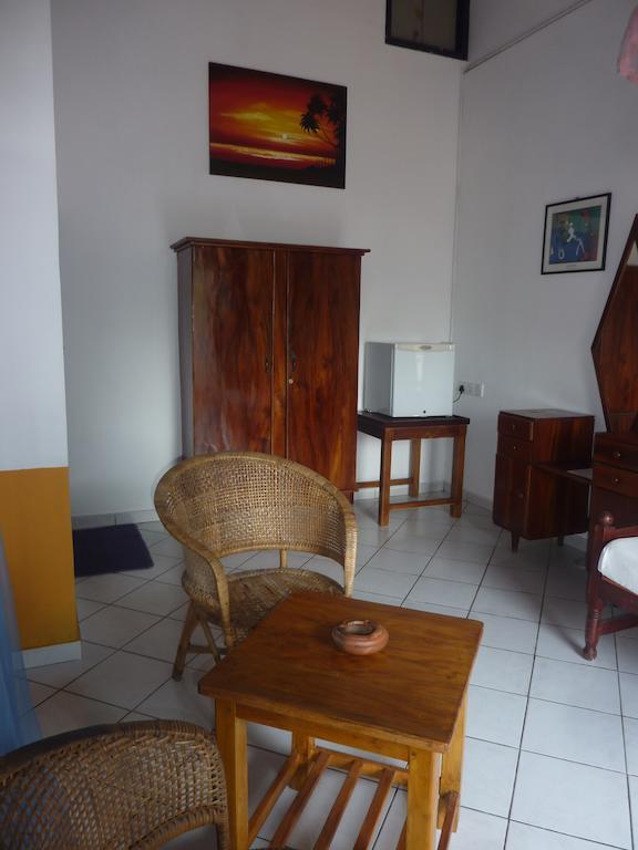 Blue Ocean Villa Hikkaduwa Ruang foto