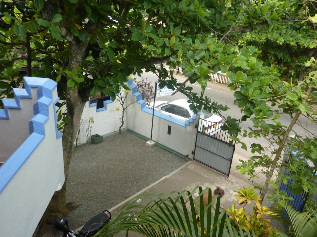Blue Ocean Villa Hikkaduwa Bagian luar foto