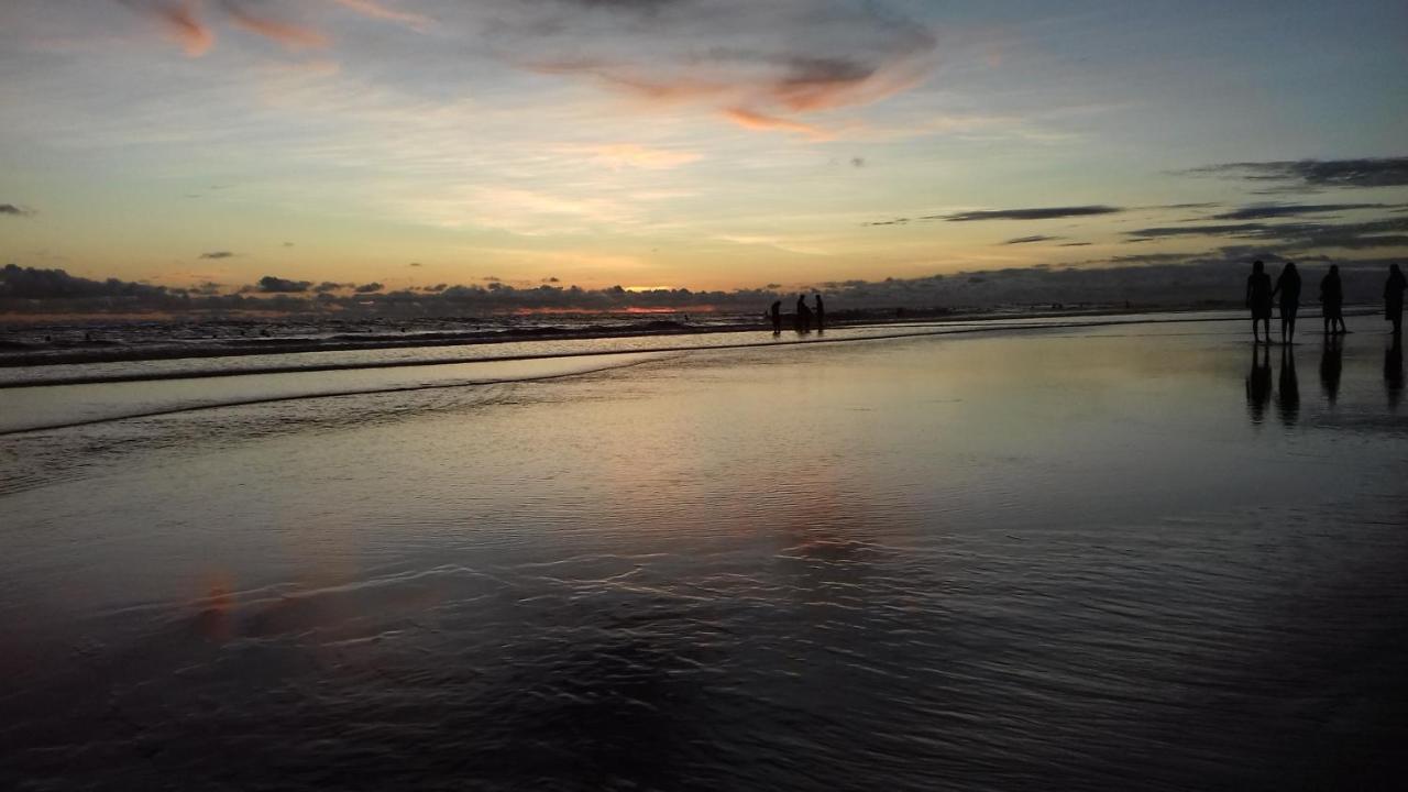 Blue Ocean Villa Hikkaduwa Bagian luar foto